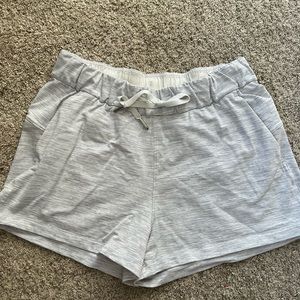 Lululemon shorts Sz 4.